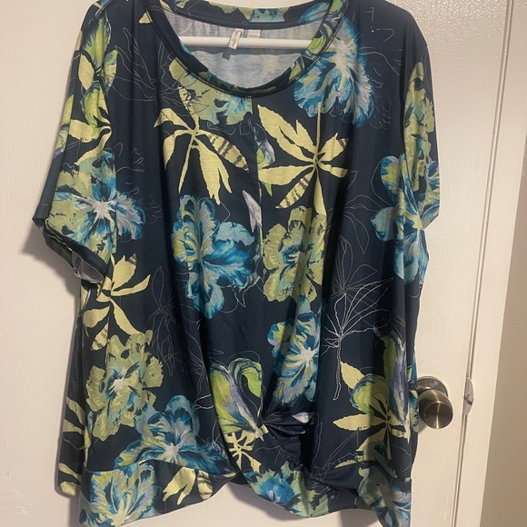 Cato Blue and Green Floral Women's Blouse - Picture 1 of 5